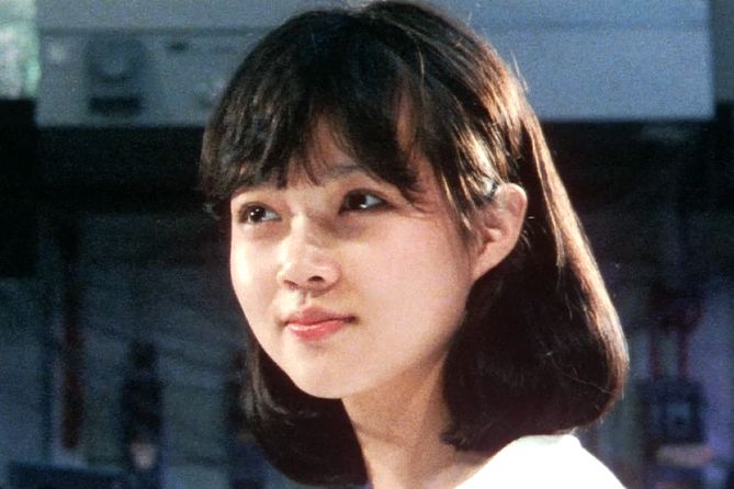 洞口依子